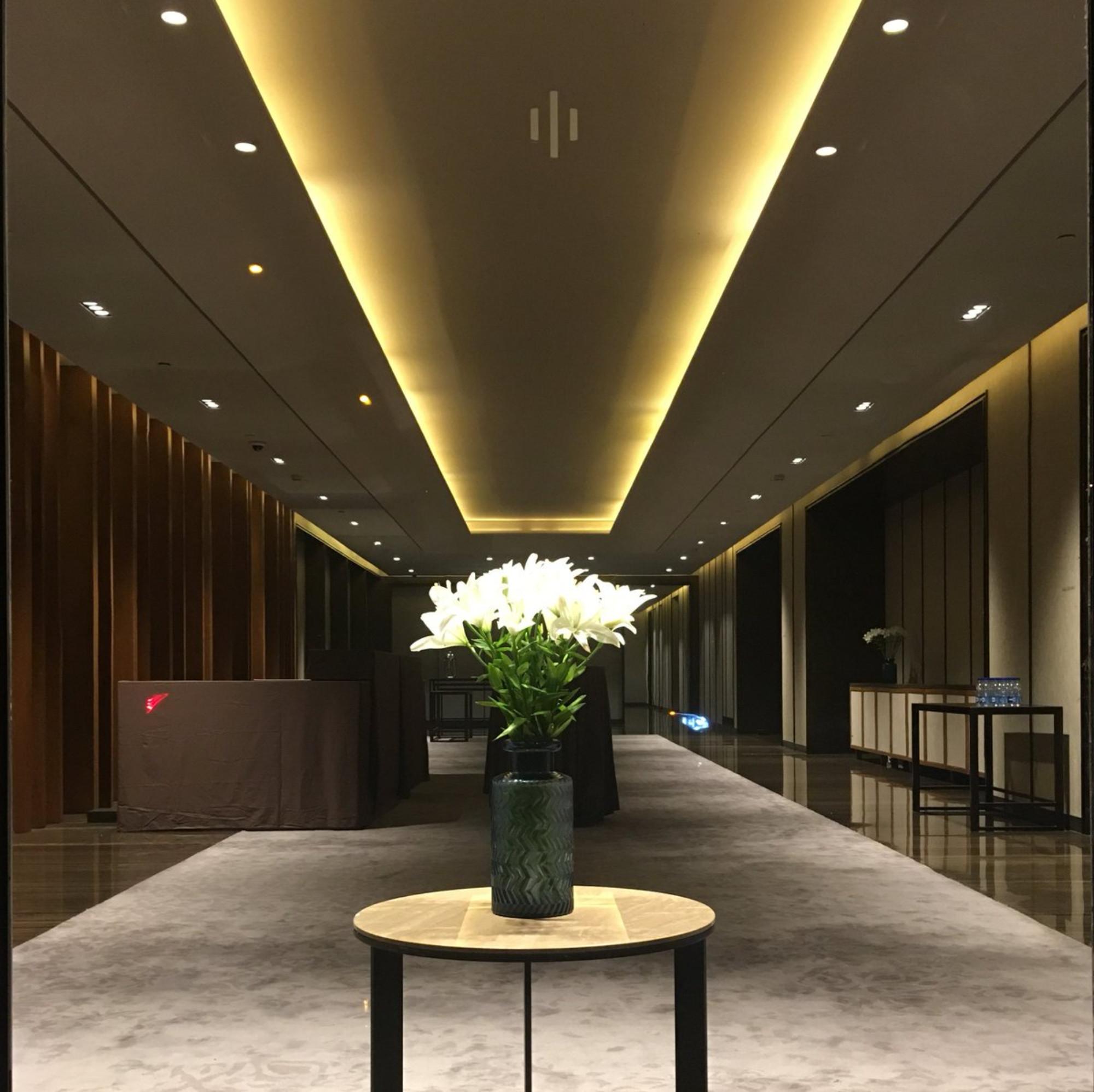 Roseate House New Delhi Hotel Bagian luar foto The lobby of the hotel