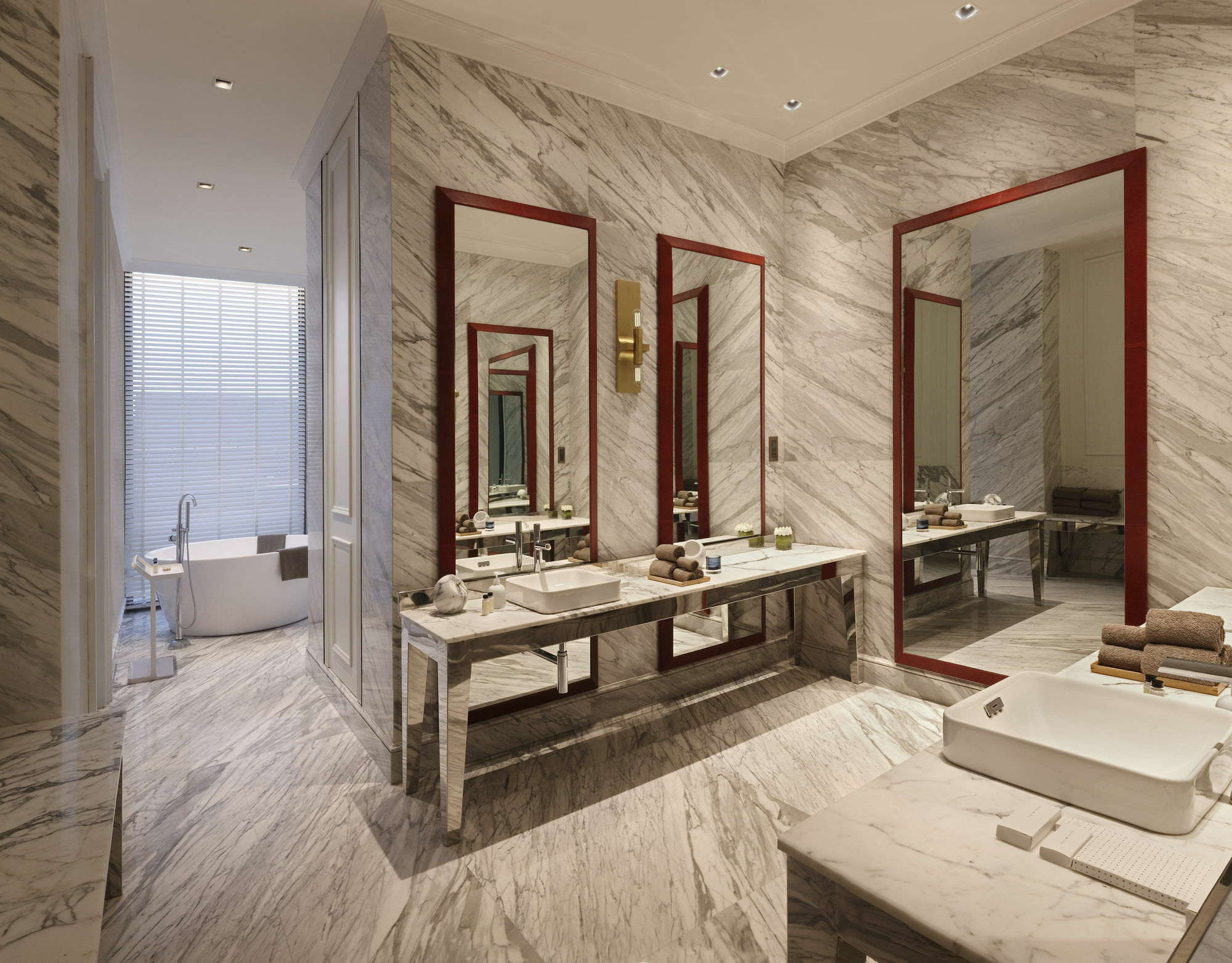 Roseate House New Delhi Hotel Bagian luar foto Bathroom